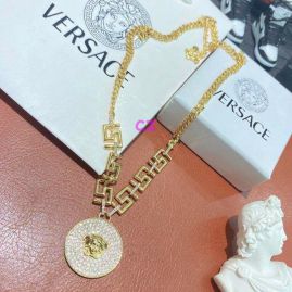 Picture of Versace Necklace _SKUVersaceNecklaceC12280417134